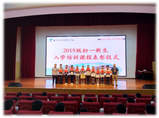C:\Users\liukeyun\Documents\Tencent Files\656844367\Image\C2C\1ACA3BDF4A15C70AC4D71F4E32A3161C.jpg