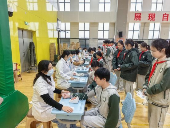 4f08566af048f4551d608f17670c6aaf