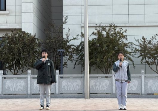 C:/Users/HP/Desktop/德育处活动及照片/升旗仪式/第9周/6980D6F798D51EED455AC096D2FAC26F.png6980D6F798D51EED455AC096D2FAC26F