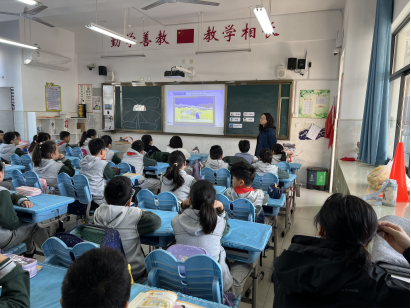 D:/人事/人事（东校区）/2025-2026第一学期/周报/第二期20151020-1024/教务处照片/图片1.png图片1