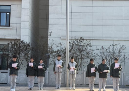 C:/Users/HP/Desktop/第13周/0D470708ABD2FA13368B70B24C24A073.png0D470708ABD2FA13368B70B24C24A073