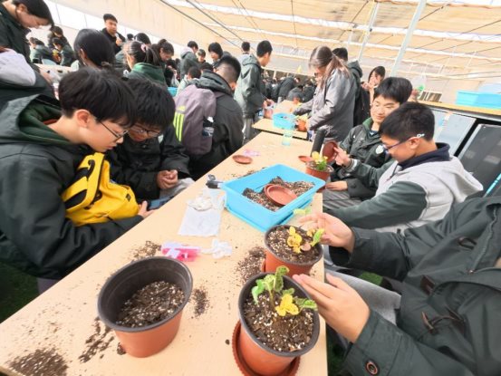 E30F4AA8BDBB3E306383785E0ABAB35B