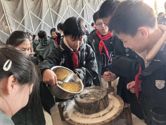 A74D415AD2100B512566D79CF5056892