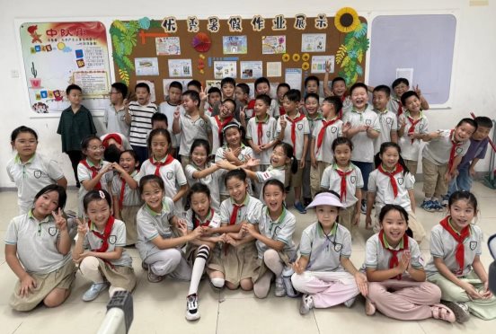 42e2c0af05f4859c05e1cdfbb6d5f441